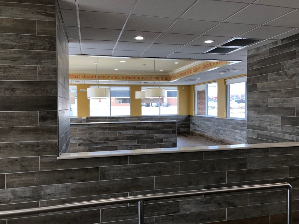 Freestanding Restaurant: 100 Hospital Dr, Winchester, KY 40391